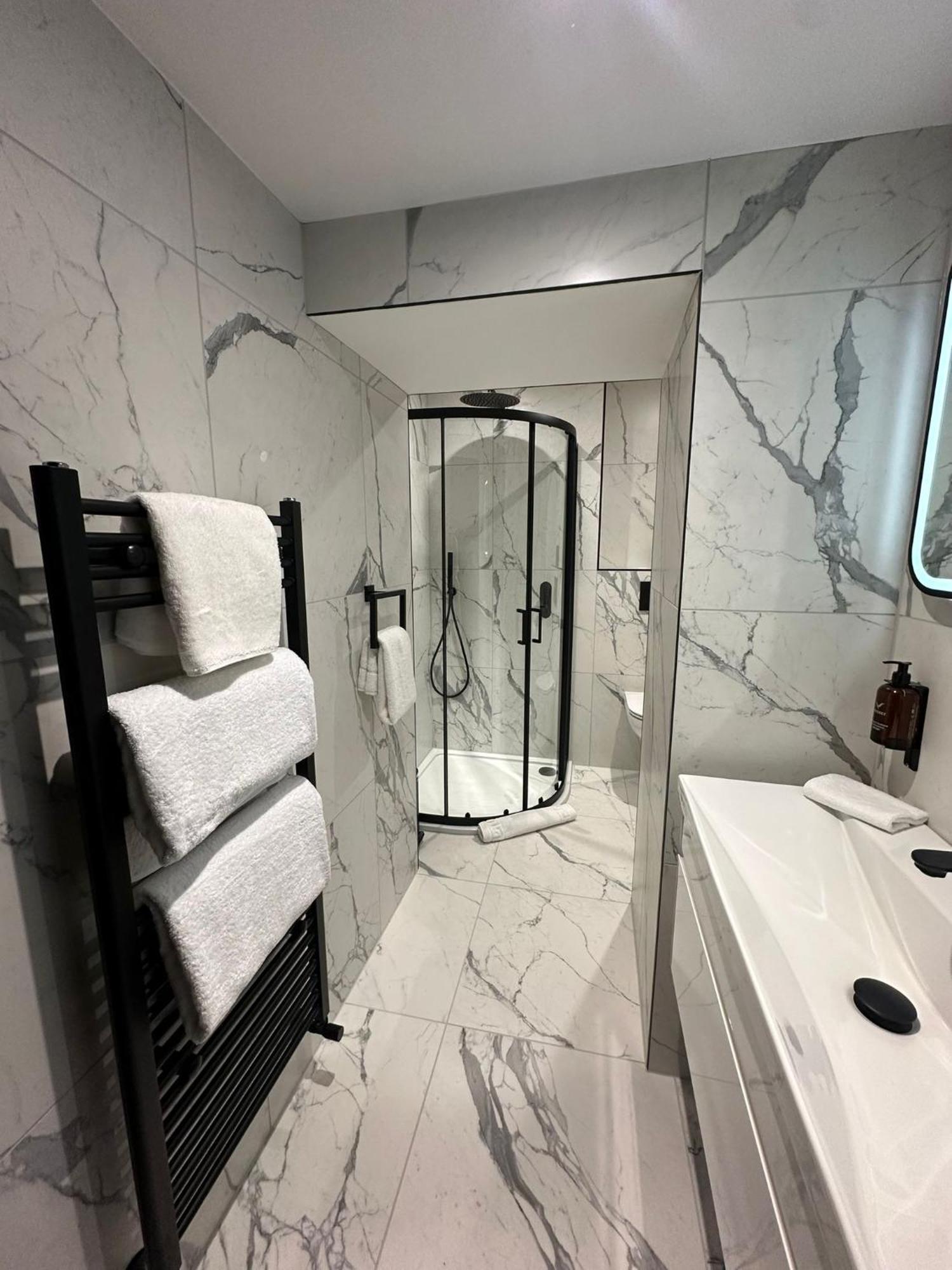 לנקסטר Secret Suites מראה חיצוני תמונה